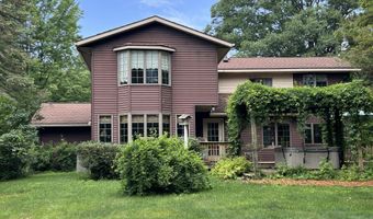 1325 Crestview Dr, Alpena, MI 49707