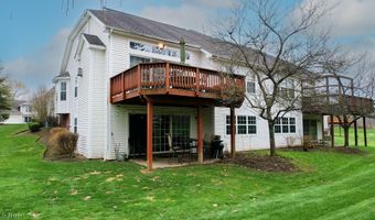 390 Blair Cir, Aurora, OH 44202