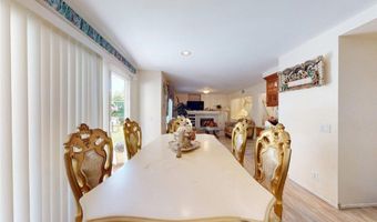 220 S Linhaven Cir, Anaheim, CA 92804