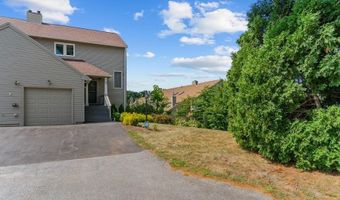 72 Hilltop Dr F, North Providence, RI 02904