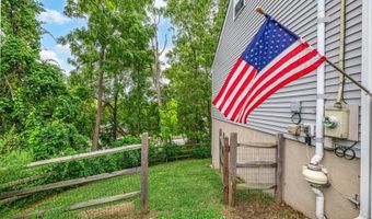 1 Robins Ter, Alloway, NJ 07422