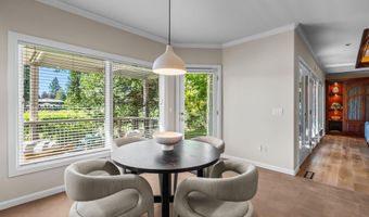 19490 Green Lakes Loop, Bend, OR 97702