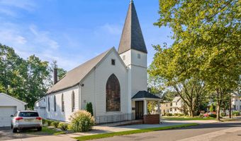 73 3rd Ave, Atlantic Highlands, NJ 07716