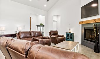 1813 Avilla Vincintage, Alexander, AR 72002