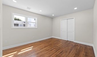 51 Sterling Pl, Amityville, NY 11701