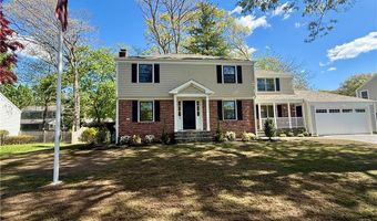 18 Chantilly Dr, Barrington, RI 02806