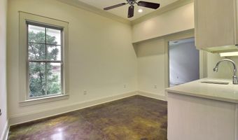 7470 Sevenoaks Ave, Baton Rouge, LA 70806