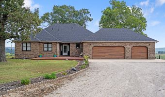 24352 State Hwy Ee, Aurora, MO 65605