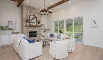 13 Woods Ln, Beaufort, SC 29907