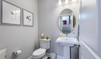 39 Brentwood Cir 39, Danbury, CT 06810