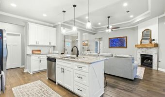 4046 Hampton Dr, Benton, AR 72019