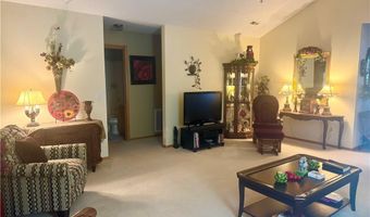 8 Merritt Dr, Bella Vista, AR 72714