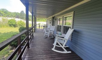 351 Center St, Algonac, MI 48001