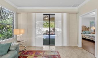 420 CEDAR FALLS Dr, Apollo Beach, FL 33572