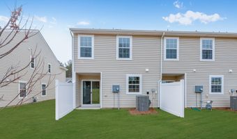 22 D Regent St, Camden, SC 29020