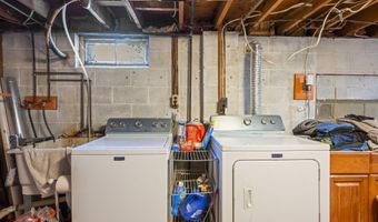 34 Drexel Dr, Jackson, NJ 08527