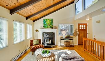 851 Burns Ave, Aptos, CA 95003
