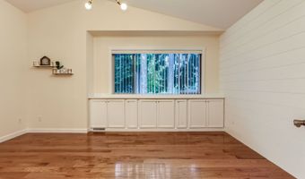 8006 SE SPORRI Ln, Milwaukie, OR 97267