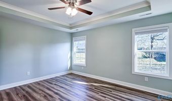 14300 Peek Dr, Athens, AL 35611