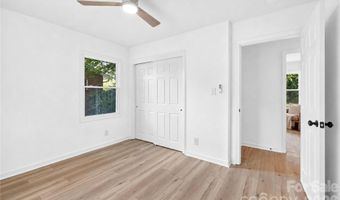 3826 Sudbury Rd, Charlotte, NC 28205
