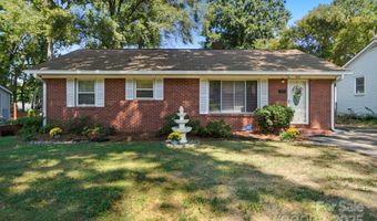 955 Hickory Nut St, Charlotte, NC 28205