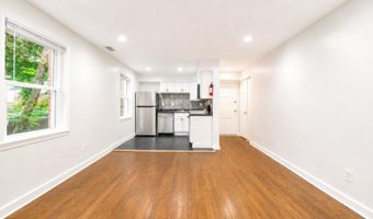 3927 PENNSYLVANIA Ave SE 101, Washington, DC 20020
