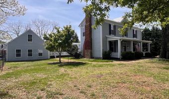 260 N Main St, Amherst, VA 24521