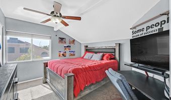 8725 Country Pines Ave, Las Vegas, NV 89129