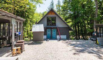 18 Spring Rd, Albany, NH 03818