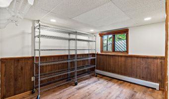 6922 Cutty Sark St, Anchorage, AK 99502