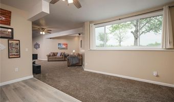 4417 N 141st St, Basehor, KS 66007