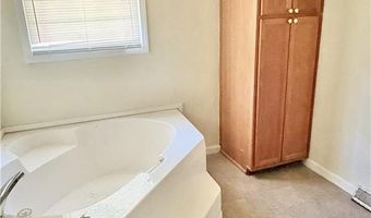 119 Gordon Dr, Advance, NC 27006