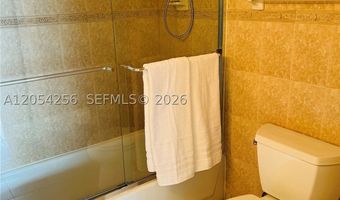 19801 E Country Club Dr 4601, Aventura, FL 33180