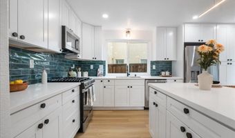 1322 Calle Goya, Oceanside, CA 92056