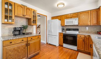 4 HAWKINS Ct, Bear, DE 19701