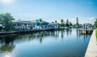 736 GRAN KAYMEN Way, Apollo Beach, FL 33572