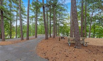6101 Misty Valley Dr SE, Acworth, GA 30102