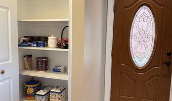 2445 S KENWOOD St, Arlington, VA 22206