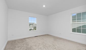 1014 Dr. John Burkey, Algonquin, IL 60102