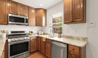 320 19TH St NE, Washington, DC 20002