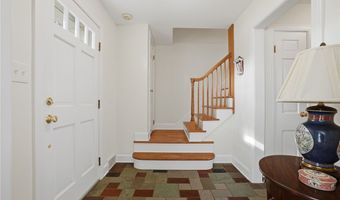 4441 Lake Rd W, Ashtabula, OH 44004