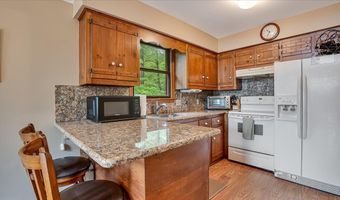 361 Birch Dr, Blakeslee, PA 18610