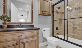 99 BLUFF POINTE Dr, Arley, AL 35541