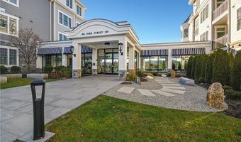 160 Park St 303, New Canaan, CT 06840