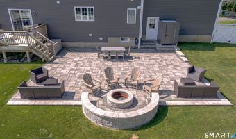 79 Todds Hill Rd, Branford, CT 06405