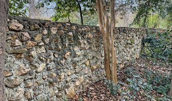 107 GREENVILLE St, Abbeville, SC 29620