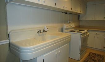 715 Holden Dr, Ashtabula, OH 44004