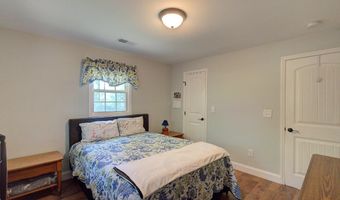 120 Swain Ave, Boiling Springs, SC 29316
