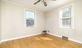 43 Plankton St, Bridgeport, CT 06606