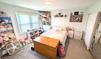 7018 Sherman Dr, Aurora, IN 47001